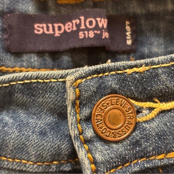 Vintage Levi's Women's Blue Bootcut Jeans 518 Superlow Y2K Retro Hippie Size 11 - Picture 5 of 14